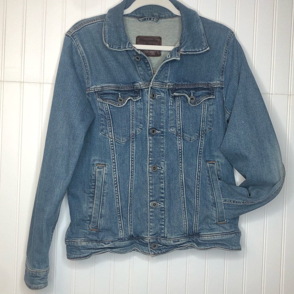 Abercrombie and Fitch Women’s Denim Jacket Rustic
